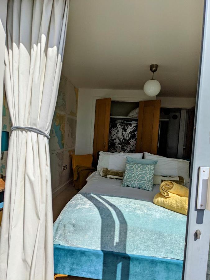Panoramic Sea Views, Sleeps 4, Torquay 아파트 외부 사진
