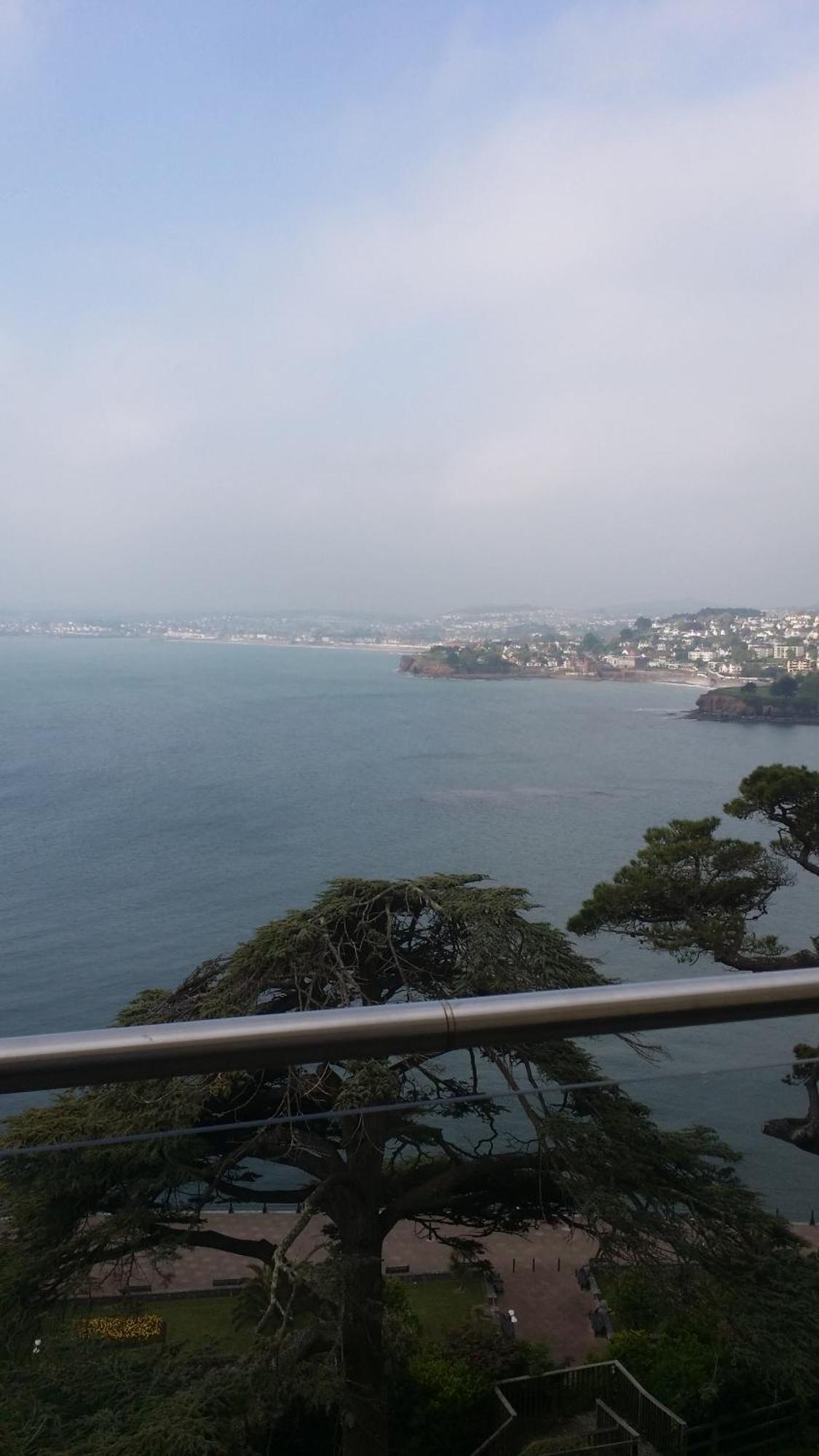 Panoramic Sea Views, Sleeps 4, Torquay 아파트 외부 사진